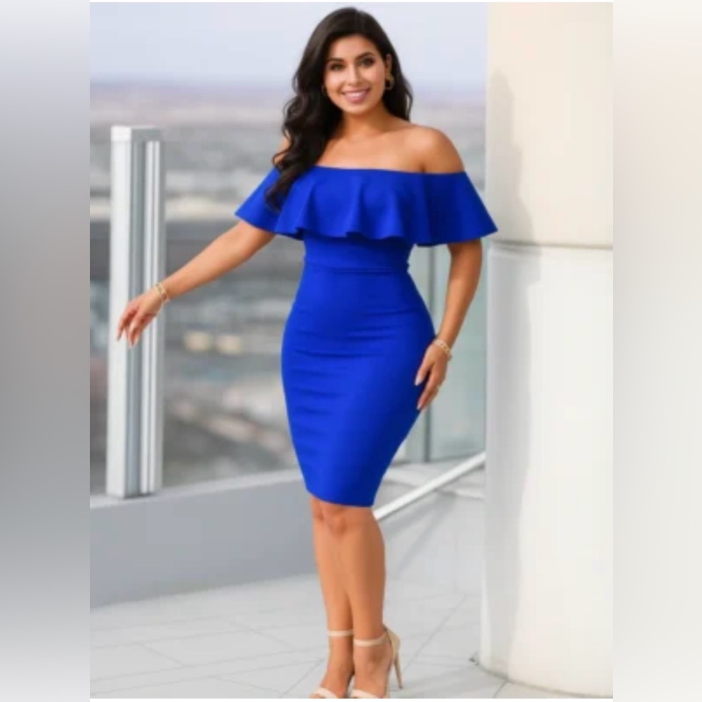 Chic Royal Blue Strapless Dress